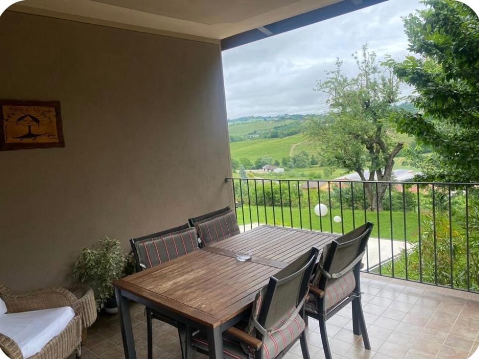 Agriturismo Bottega Di Rosanna Castagnole delle Lanze Екстериор снимка