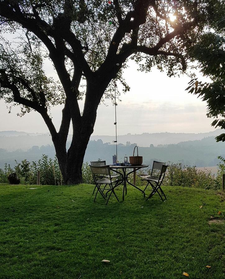 Agriturismo Bottega Di Rosanna Castagnole delle Lanze Екстериор снимка